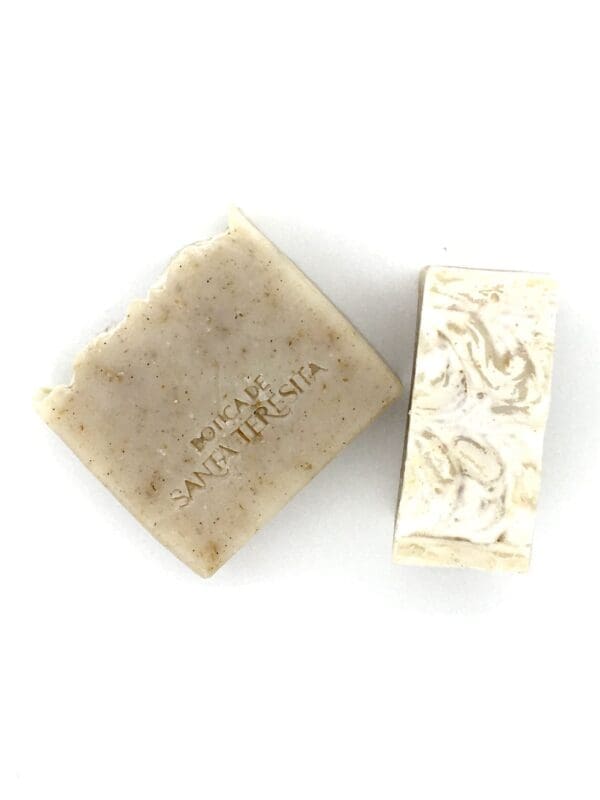 Jabon Corporal Aceite de Coco Avena Exfoliante de Karite y Benjui1
